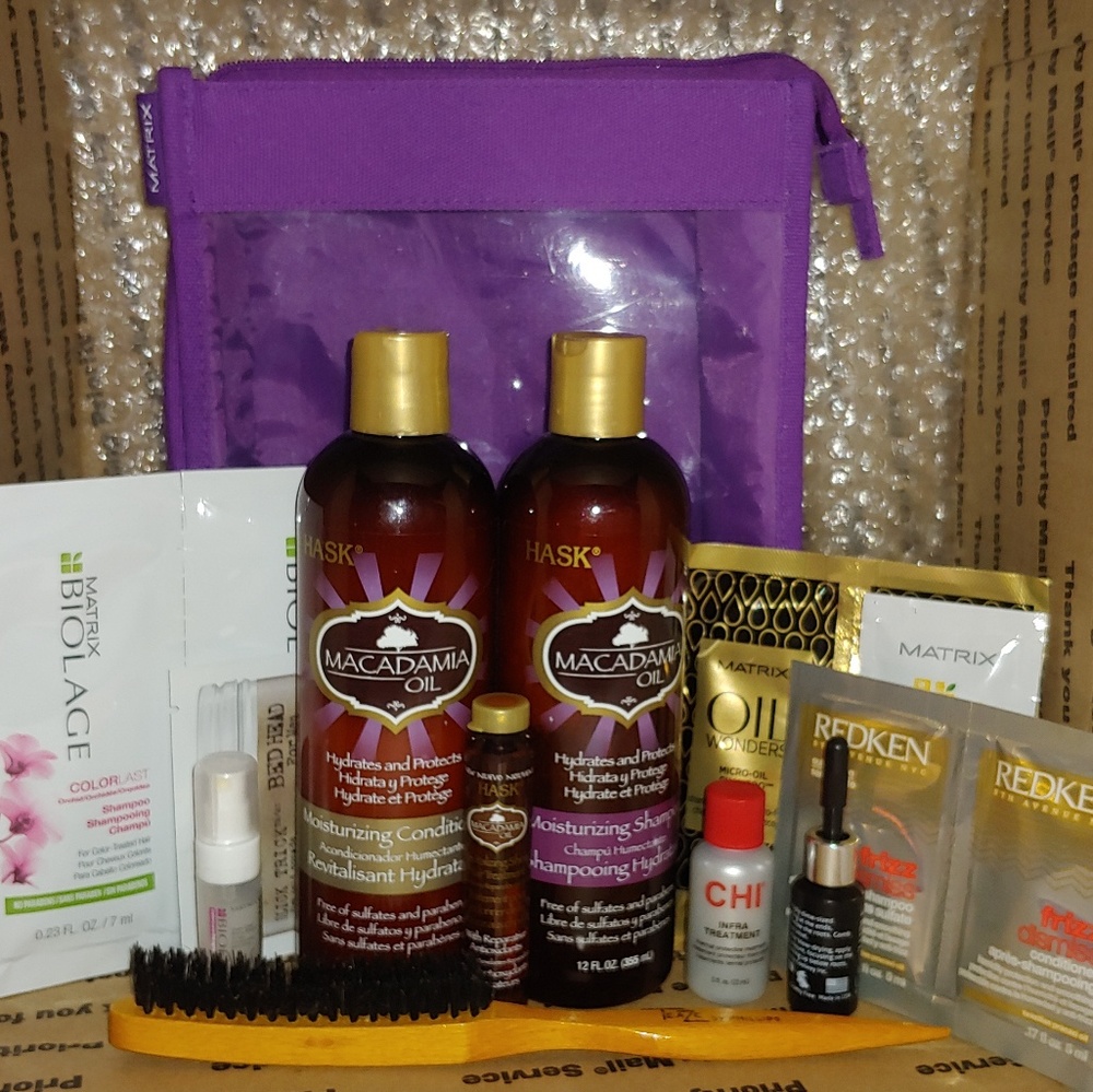 Husk Macadamia Oil Hair Beauty Box